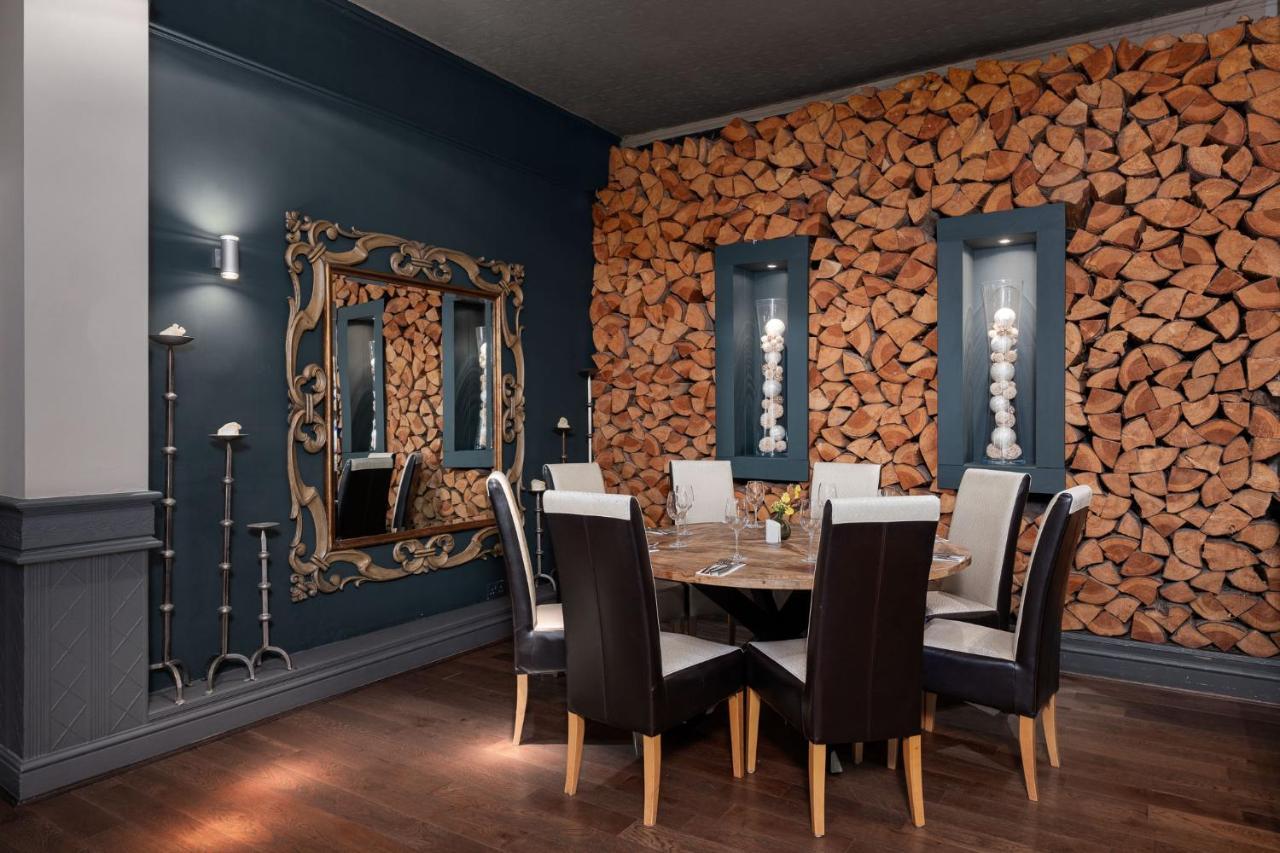Hotel The World'S End - Northampton Ecton Esterno foto